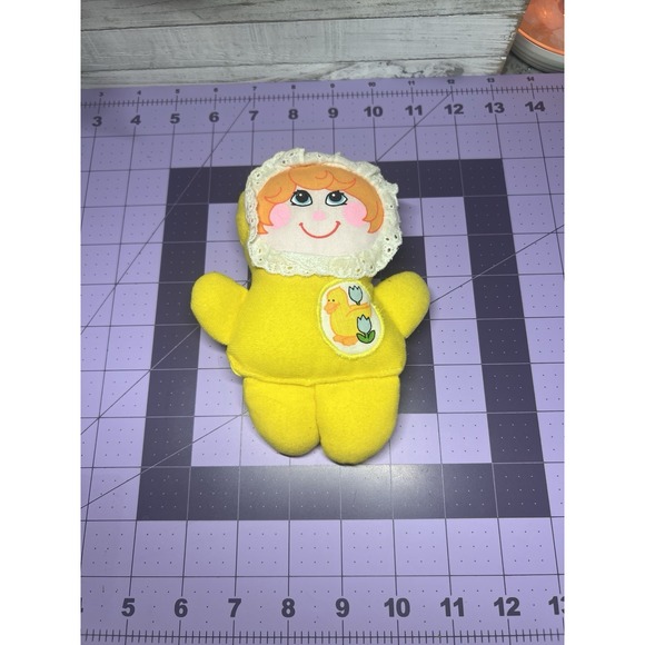 Vintage Playskool Baby Rattle Plush Doll Lovey‎ 6" 1978 Girl Yellow Duck - Picture 4 of 7